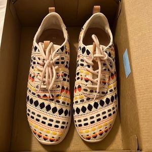 Tom’s shoes size 8 womens